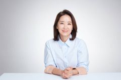 배우 윤유선 “시리아·튀르키예 어린이 다시 꿈과 희망 찾길”