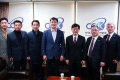 박종섭 혜화경찰서장, 한기총 내방해 정서영 대표회장과 환담