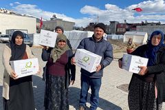 굿네이버스, 국내 민간단체 최초 튀르키예 긴급구호물품 배분