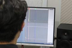 “中 성도, 정부 감시 강화되자 라디오로 관심 돌려”