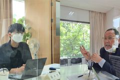 “교과서 갈수록 좌편향돼… 특정 사관 강요 막아야”