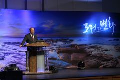 호산나교회 사임한 홍민기 목사 “당분간 쉬고 싶다”