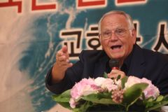 YWAM 설립자 로렌 커닝햄 목사, 말기암 선고받아