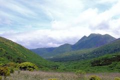 [하민국 칼럼] 세상 아홉 짐, 일본 구중산(九重山)에 내려놓다