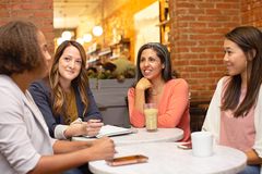 [뇌치유상담] 중년기의 뇌, 작업 기억이 약화되는 시기이다