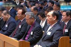 “온 세상에 예수 부활의 기쁨과 희망의 소식을”