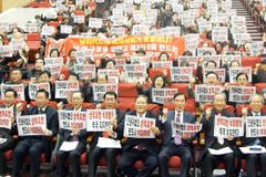 경찰 수사 과정서 ‘성적 지향’ 질문도 못하게 막았다?