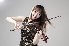 노래하는 전자바이올리니스트 해나리, 가정의 달 맞아 내한