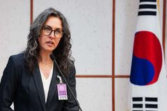 “어른들의 ‘사랑’, 아이에겐 ‘불행’ 될 수도”