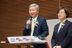 유기성 목사 “5년 일찍 은퇴할 수 있게 해주셔서 감사”