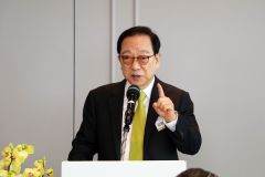 “퀴어축제 서울광장 사용 불허, 위대한 결단”