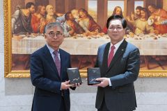 대한성서공회, 여의도순복음교회 기증으로 이란에 성경 기증