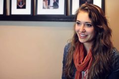 美 CCM 가수 로렌 데이글 “기독 청년들, 담대함 구해야”