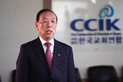 “공산주의 경계심 허무는 순간, 참혹한 현실 마주할 것”