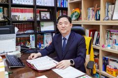 “목회자가 권위 내려놓고 지역사회로 들어가 함께하길”