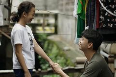 “‘아버지의 마음’이 말하는 행복… 타인을 돕는 삶”