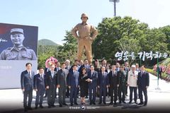 “이승만 기념관 추진과 백선엽 동상 건립, 다행스러운 일”
