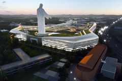 ‘세계 최대 예수상 건축 추진’ 황학구 장로, 법정구속돼