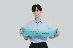 배우 겸 가수 이준호 팬클럽, 월드비전에 쌀·라면 기부
