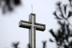 “사라져가는 동네 교회가 잊힌 7가지 이유”