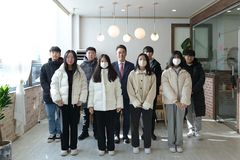 서산이룸교회, 학생 10명에 장학증서와 장학금 50만 원 전달