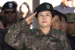 ‘여군 투스타’ 강선영 “소수인권 빌미로 軍 갈라치기 우려”