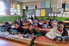 “1달러만 있으면” AM, 케냐 학생들 성경 교과서 위한 공동모금