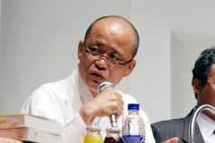 창조주 하나님의 성육신 도저히 깨달을 수 없는, 도올의 착각