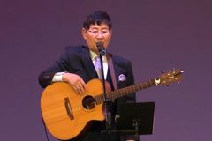 세시봉 윤형주 장로 “아이들에게 어머니의 찬양 평생 기억 되도록…”