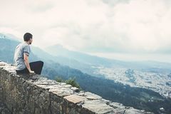 영안(靈眼)으로 세상을 보는 것이 사명이다