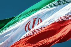 이란, 히잡 단속 다시 강화… 마구잡이 체포에 폭행·성희롱도