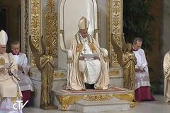 왜 카톨릭 교황은 동성애에 집착하는가? (1)