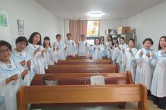 “우리의 찬양이 하나님 나라에서 해 같이 빛나길 기도합니다”