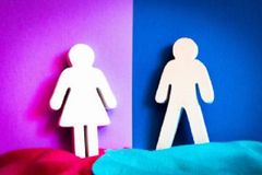 美 텍사스 법무장관, 어린이에 성전환 처방한 의사 고소