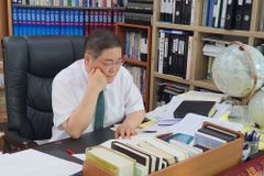 소강석 목사 “책이 풍겨주는 가을 향기”