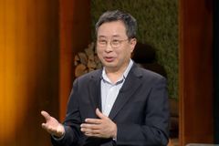 ‘생물학자이자 총장인’ 전방욱 시인과의 남다른 친분
