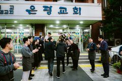 50대 남성 ‘아재’들도 신앙으로 변화되는 ‘은혜의 동산’