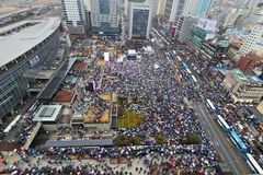 전국 각지서 일어난 수십만 국민들 “탄핵반대·자유수호”