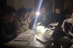 시리아 반군 정권, 이슬람 개종 및 여성 베일 착용 강요