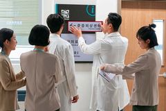 로 보는, 기독 의료인들의 헌신과 지속 가능성
