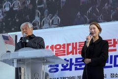 李 무죄에 분노한 광화문… “국가 무너뜨리는 전무후무한 판례”
