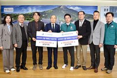 국가조찬기도회 이봉관 회장, 산불 피해 복구 성금 2억