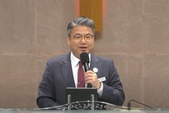 김정민 목사 “나를 살리려 하시는 하나님만 의지해야”
