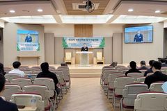 1700년 전, 니케아 신경에서 확립된 ‘삼위일체’