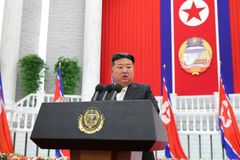 김정은, 러시아 전승절 행사 참석 가능성… 북러중 삼각 연대 주목