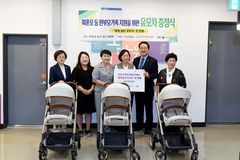 여의도순복음교회, ‘행복 담은 유모차’ 120대 전달