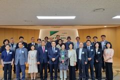 “트럼프 2.0시대… 외교 다변화로 한반도 평화 모색을”