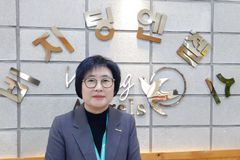 [김한수의 시니어라이프 123] 못다한 효심을 이웃 어르신에게로