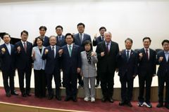 기독 국회의원들, 대선 후 처음 모여 나라 위해 기도