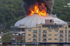 구리시 옛 두레교회서 대형 화재 발생